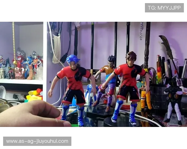 围绕超智能足球Cos铁甲展开的未来科技竞技世界探索奇幻旅程